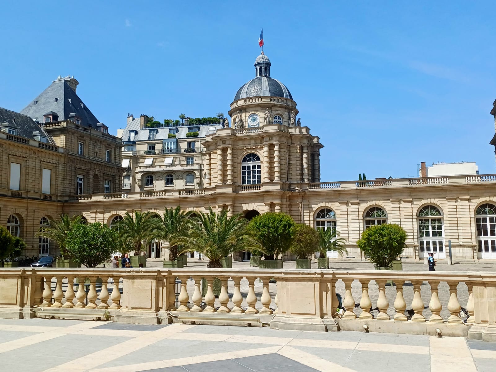 Sénat (extérieur)